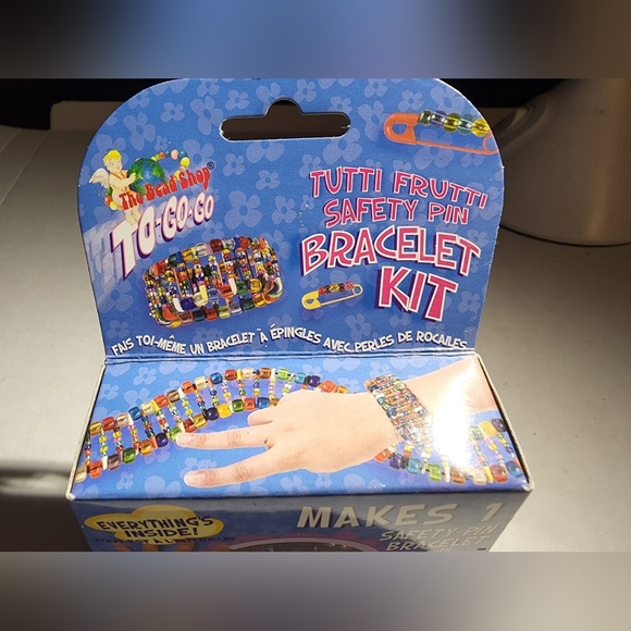 Kids safety Pin bracelet kit diy colorful pins and beads - Picture 7 of 7